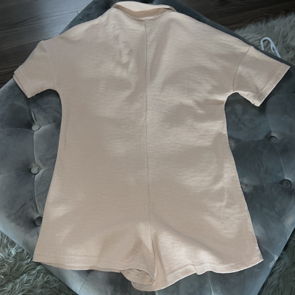 Romper - Picture 4 of 4